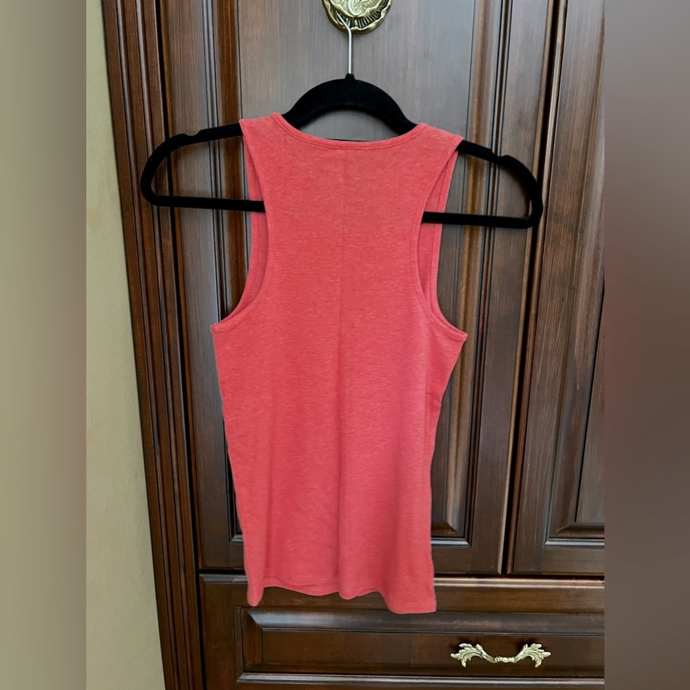 Tank top - Picture 2 of 3